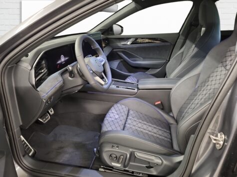 VW – Passat Variant 2.0 TSI R-Line  DSG 4moti