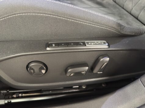 VW – Golf VIII 1.4 TSI PHEV Style DSG