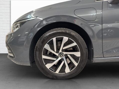 VW – Golf VIII 1.4 TSI PHEV Style DSG