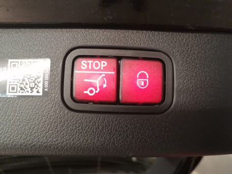 Mercedes-Benz – C 300 AMG Line 4Matic