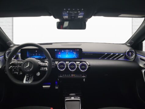 Mercedes-Benz – AMG A 35 4Matic