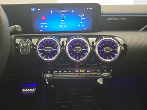 Mercedes-Benz – AMG A 35 4Matic