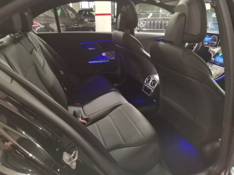 Mercedes-Benz – C 300 AMG Line 4Matic