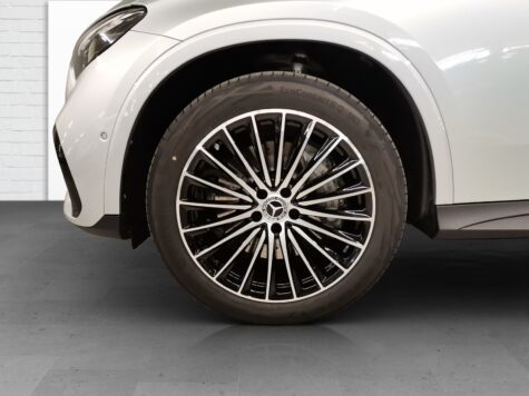 Mercedes-Benz – GLC 300 AMG Line 4Matic