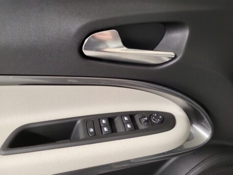 Fiat – 600 1.2 Hybrid 136 La Prima