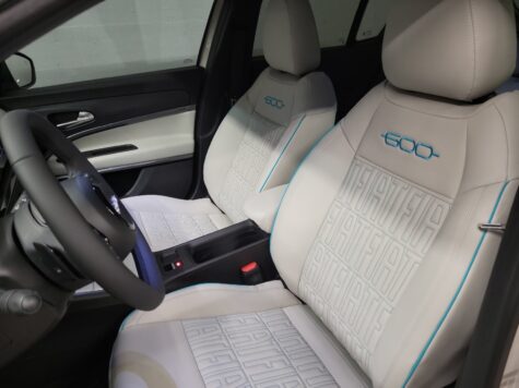 Fiat – 600 1.2 Hybrid 136 La Prima