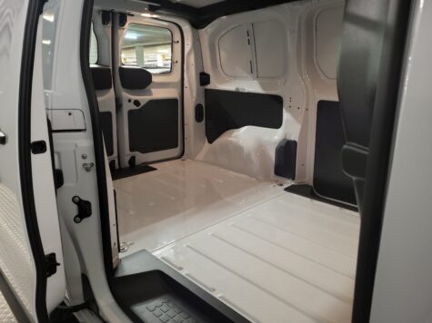 Fiat – E-Scudo Kaw. L2 verglast 50 kWh Business Swiss Edition