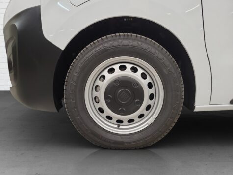 Fiat – E-Scudo Kaw. L2 verglast 50 kWh Business Swiss Edition