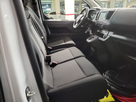 Fiat – E-Scudo Kaw. L2 verglast 50 kWh Business Swiss Edition