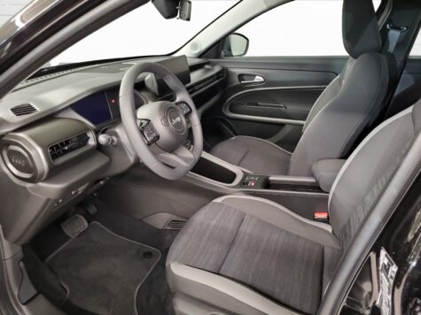 Jeep – Avenger 1.2 MHEV Longitude Black Kite