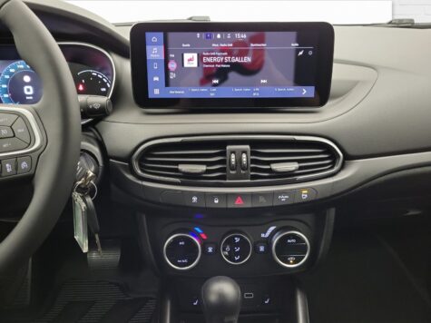 Fiat – Tipo SW 1.5 Hybrid Swiss Edition