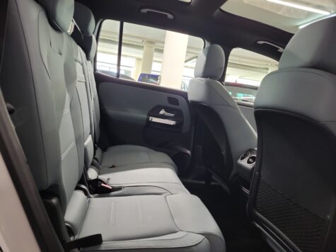 Mercedes-Benz – GLB 200