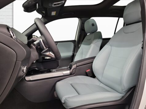 Mercedes-Benz – GLB 200