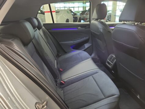 VW – Golf VIII 1.5 eTSI United DSG