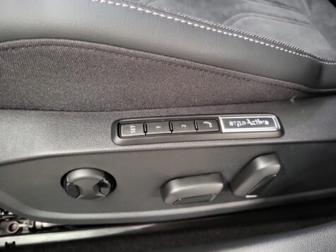 VW – Golf VIII 1.5 eTSI United DSG