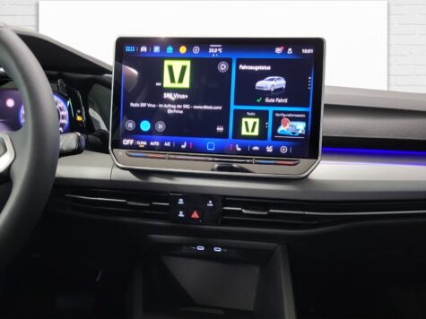 VW – Golf VIII 1.5 eTSI United DSG