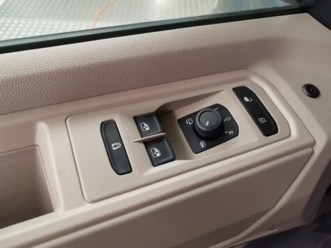 VW – T7 California 2.0 TDI Beach Tour DSG