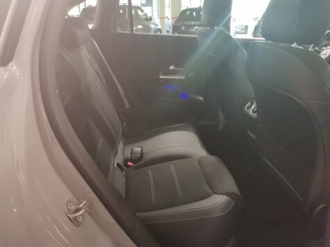 Mercedes-Benz – GLA 250 AMG Line 4Matic Swiss Star