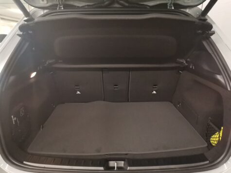 Mercedes-Benz – GLA 250 AMG Line 4Matic Swiss Star