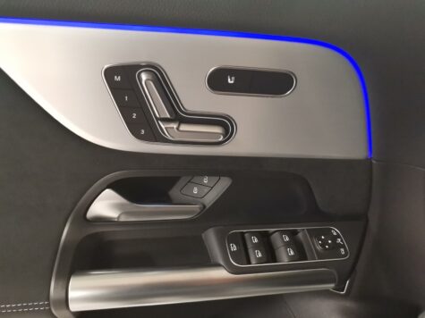 Mercedes-Benz – GLA 250 AMG Line 4Matic Swiss Star