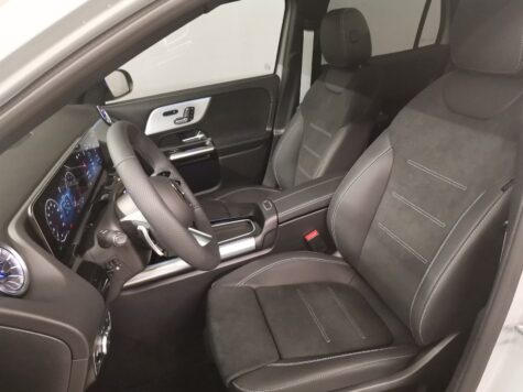 Mercedes-Benz – GLA 250 AMG Line 4Matic Swiss Star