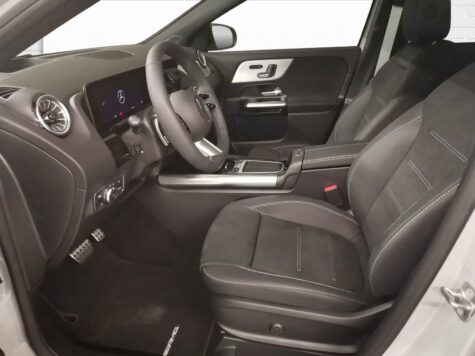 Mercedes-Benz – GLA 250 AMG Line 4Matic Swiss Star