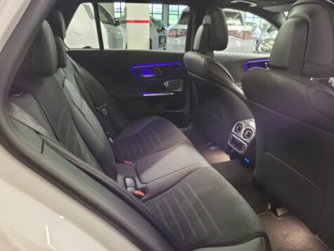 Mercedes-Benz – C 300 de AMG Line 4Matic T