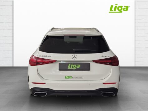 Mercedes-Benz – C 300 de AMG Line 4Matic T