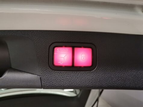 Mercedes-Benz – E 300 d AMG Line 4Matic T