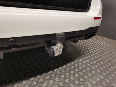 Mercedes-Benz – E 300 d AMG Line 4Matic T