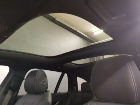 Mercedes-Benz – E 300 d AMG Line 4Matic T