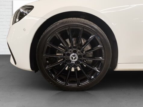 Mercedes-Benz – E 300 d AMG Line 4Matic T