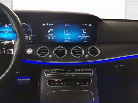 Mercedes-Benz – E 300 d AMG Line 4Matic T
