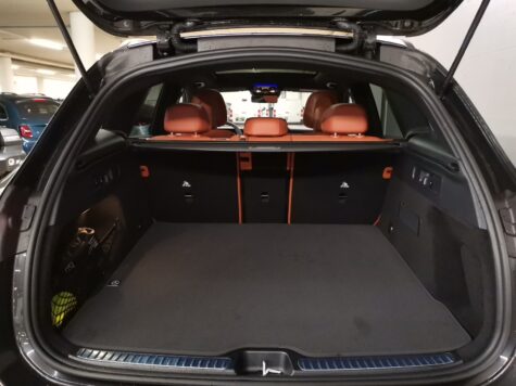 Mercedes-Benz – GLC 300 AMG Line 4Matic