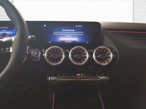 Mercedes-Benz – EQA 350 4Matic Excellence Edition