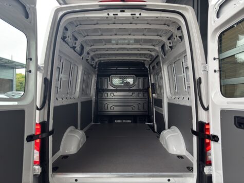 VW – Crafter 35 Kaw. 3640 2.0 BI-TDI 177 4Motion