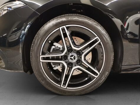 Mercedes-Benz – A 250 e AMG Line EQ Hybrid EQ Star