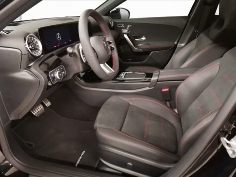 Mercedes-Benz – A 250 e AMG Line EQ Hybrid EQ Star