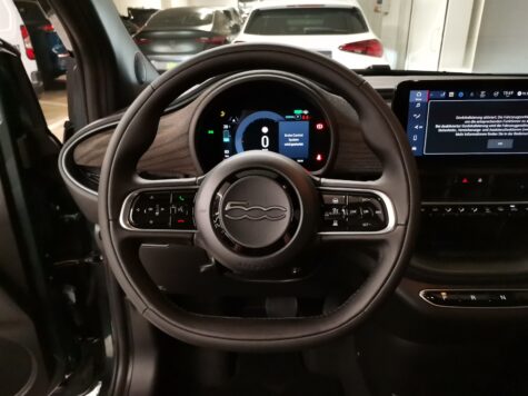 Fiat – 500 E Armani green