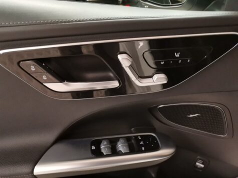 Mercedes-Benz – C 300 AMG Line 4Matic