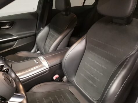 Mercedes-Benz – C 300 AMG Line 4Matic