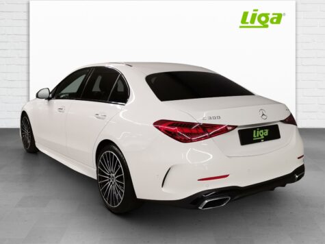 Mercedes-Benz – C 300 AMG Line 4Matic