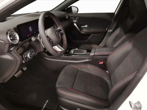 Mercedes-Benz – A 250 AMG Line 4Matic