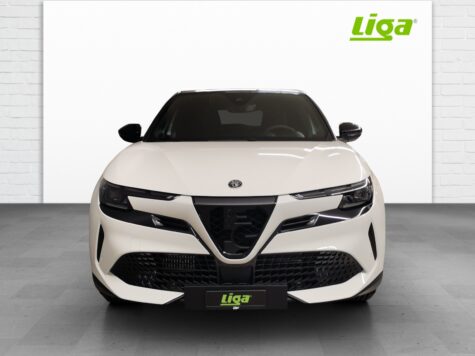 Alfa Romeo – Junior 1.2 Ibrida Speciale