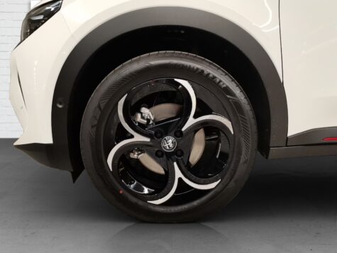 Alfa Romeo – Junior 1.2 Ibrida Speciale