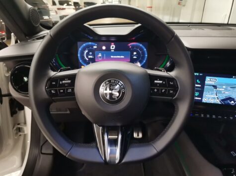 Alfa Romeo – Junior 1.2 Ibrida Speciale