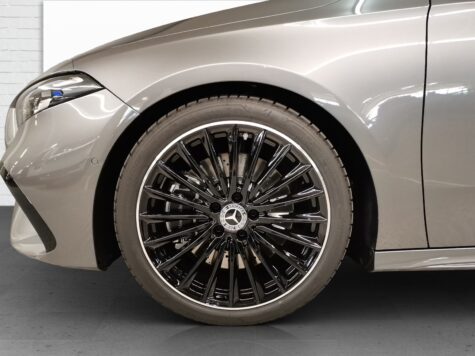 Mercedes-Benz – A 250 AMG Line 4Matic