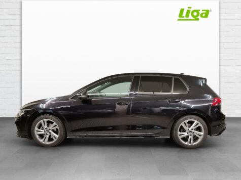 VW – Golf VIII 1.5 TSI R-Line