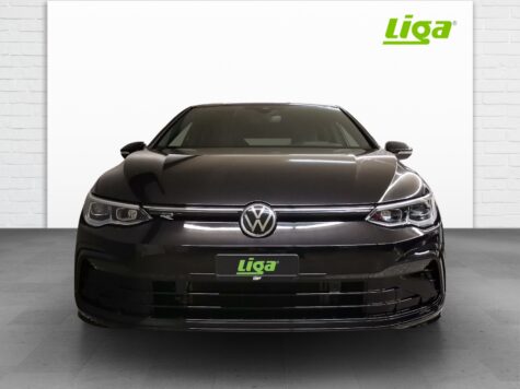 VW – Golf VIII 1.5 TSI R-Line