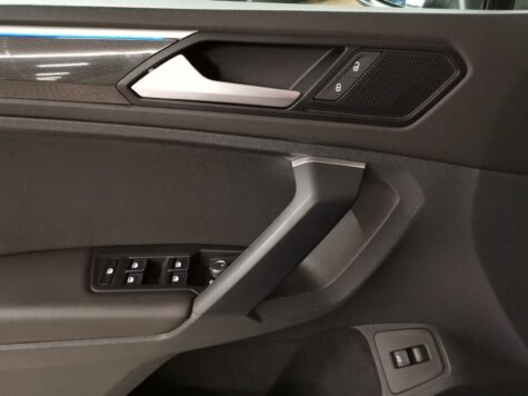 VW – Tiguan 2.0 TDI SCR Elegance DSG
